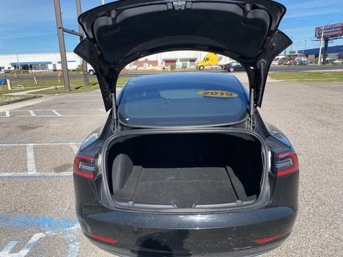 Used 2019 Tesla Model 3 image 13