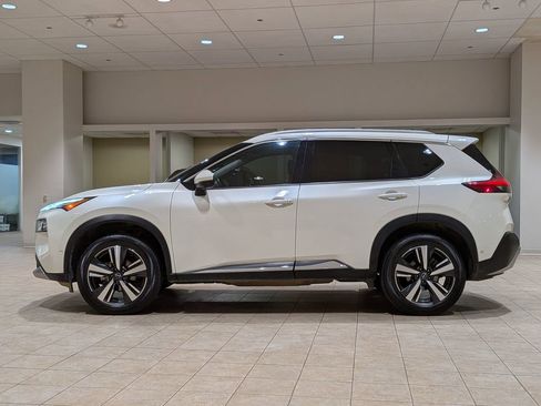 Used 2023 Nissan Rogue Platinum w/ Platinum Premium Package image 4