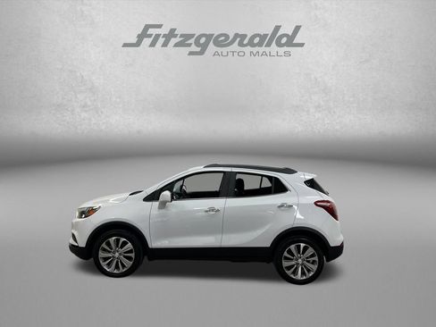 Used 2020 Buick Encore Preferred AWD/4WD image 2