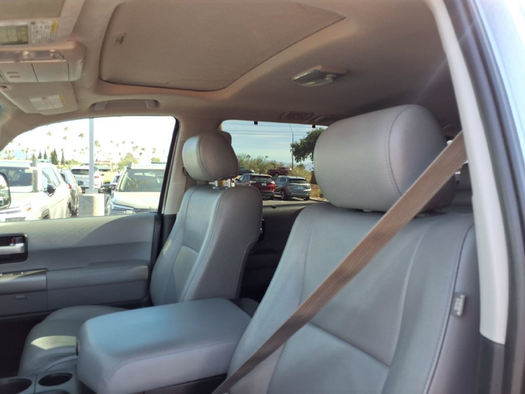 Used 2013 Toyota Sequoia Limited AWD/4WD image 26