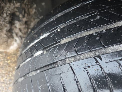 Used 2018 Lincoln MKC Premiere image 8