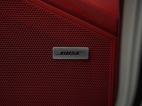 Used 2021 Porsche Cayenne S image 35