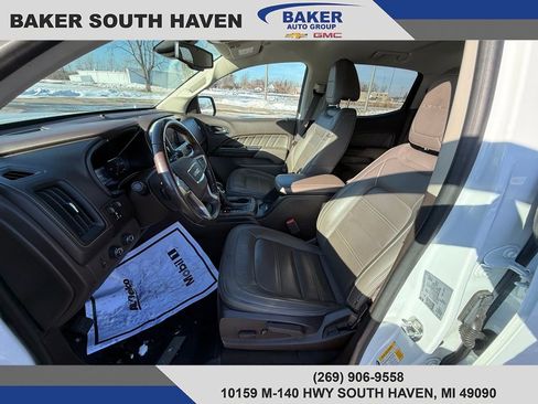 Used 2022 GMC Canyon Denali image 13