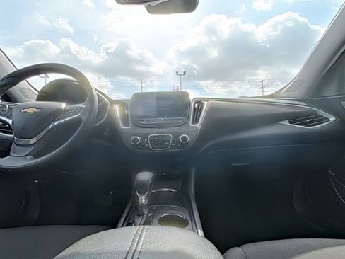 Used 2024 Chevrolet Malibu LT image 24