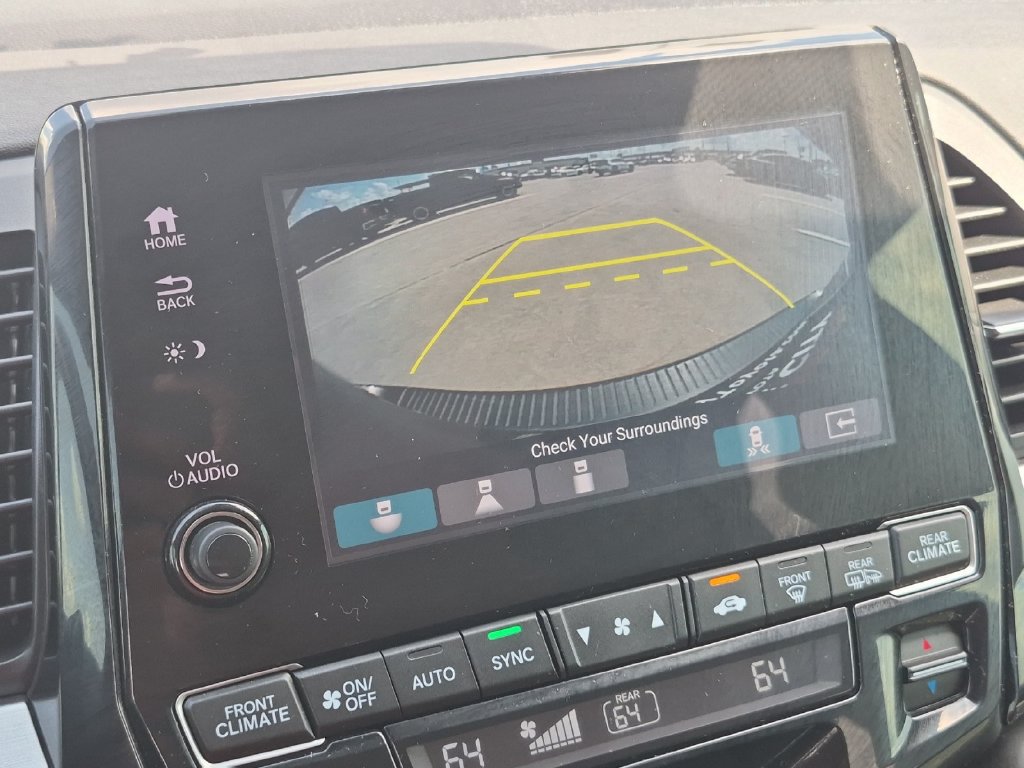 Used 2018 Honda Odyssey Touring image 21