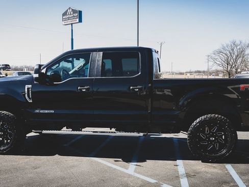 Used 2017 Ford F250 XL w/ STX Appearance Package image 27