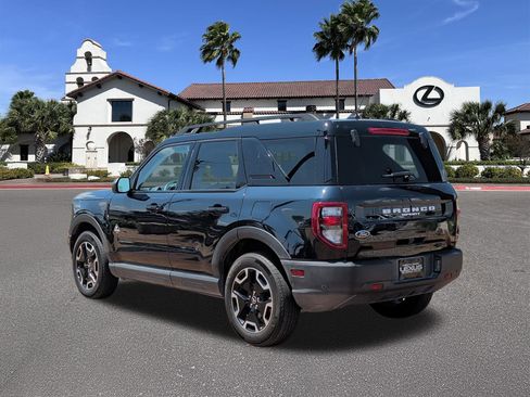 Used 2023 Ford Bronco Sport Outer Banks w/ Tech Package AWD/4WD image 4