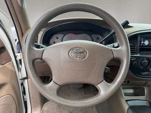Used 2004 Toyota Sequoia SR5 RWD image 23