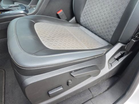 Certified 2019 Chevrolet Colorado Z71 RWD image 9