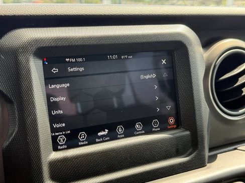 Used 2022 Jeep Gladiator Sport AWD/4WD image 25