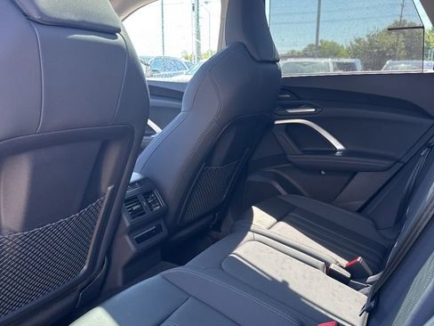 Used 2025 Audi Q5 Premium Plus w/ Premium Plus AWD/4WD image 12