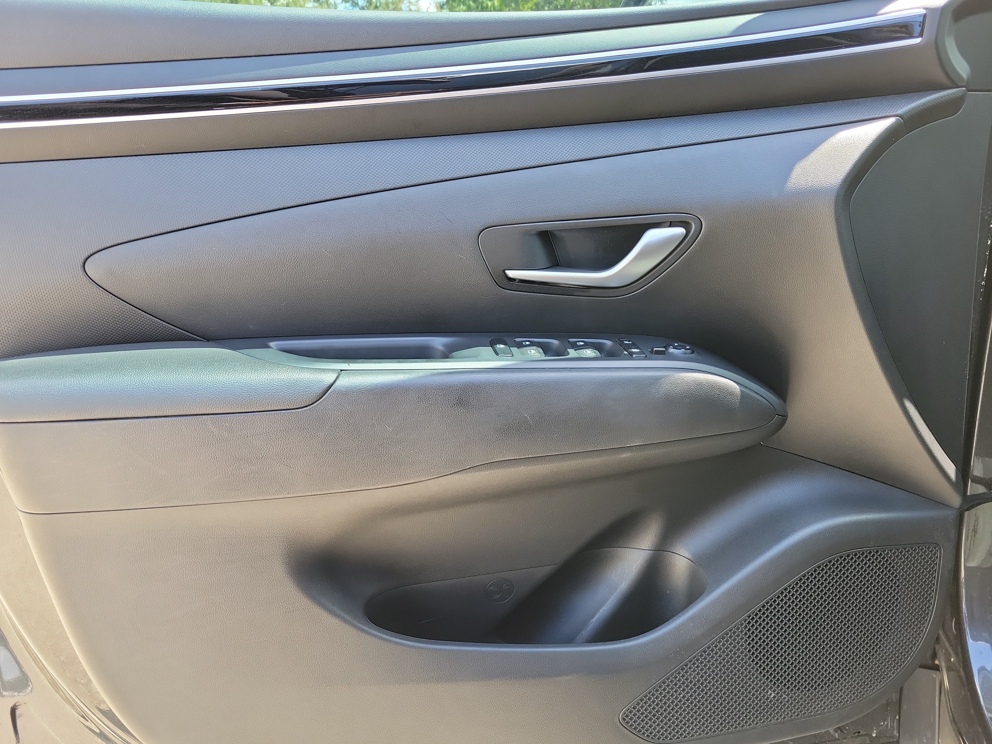 Used 2023 Hyundai Tucson SE FWD image 16