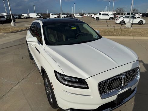 Used 2022 Lincoln Nautilus Reserve w/ Cargo Utility Package image 11