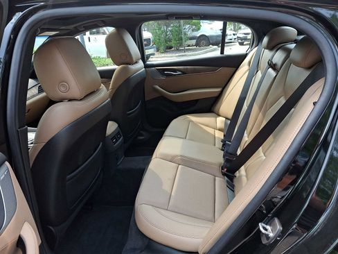 Used 2023 Cadillac CT5 Luxury AWD/4WD image 11