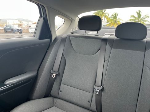 Used 2025 Kia K4 LXS image 38