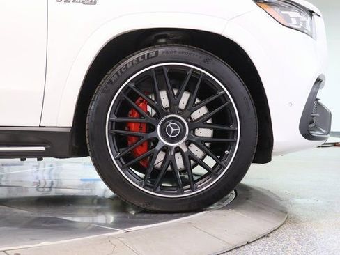 Used 2024 Mercedes-Benz GLS 63 AMG 4MATIC image 12