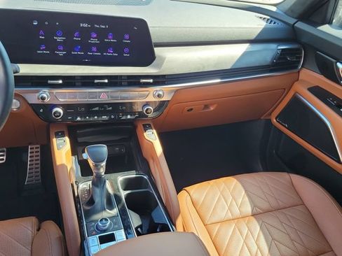 Certified 2025 Kia Telluride SX Prestige X-Line AWD/4WD image 18