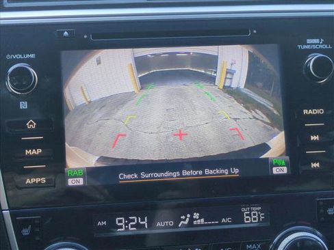 Used 2018 Subaru Outback 2.5i Limited AWD/4WD image 14