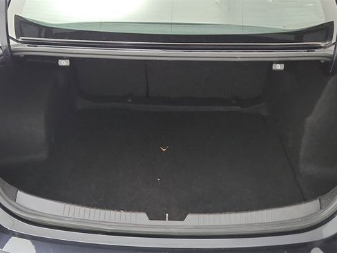 Used 2023 Chevrolet Malibu LT image 38