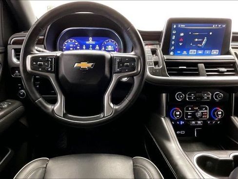 Used 2023 Chevrolet Tahoe Premier AWD/4WD image 4
