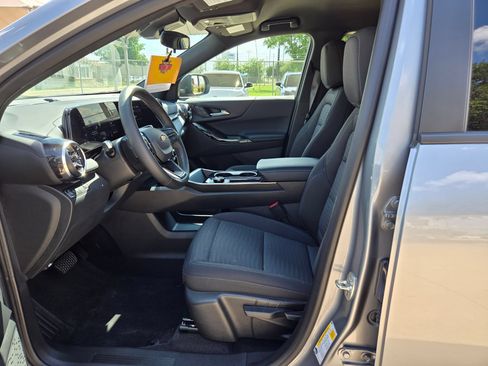 Certified 2026 Chevrolet Equinox LT FWD image 9