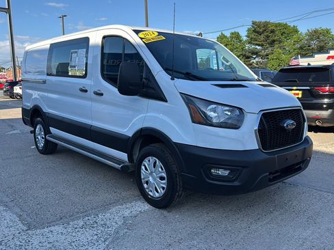 Used 2024 Ford Transit 250 Low Roof w/ Exterior Upgrade Package RWD image 4