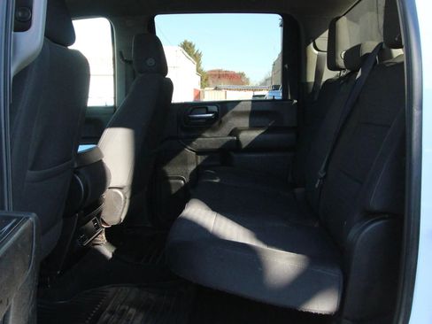 Used 2020 Chevrolet Silverado 3500 LT image 11