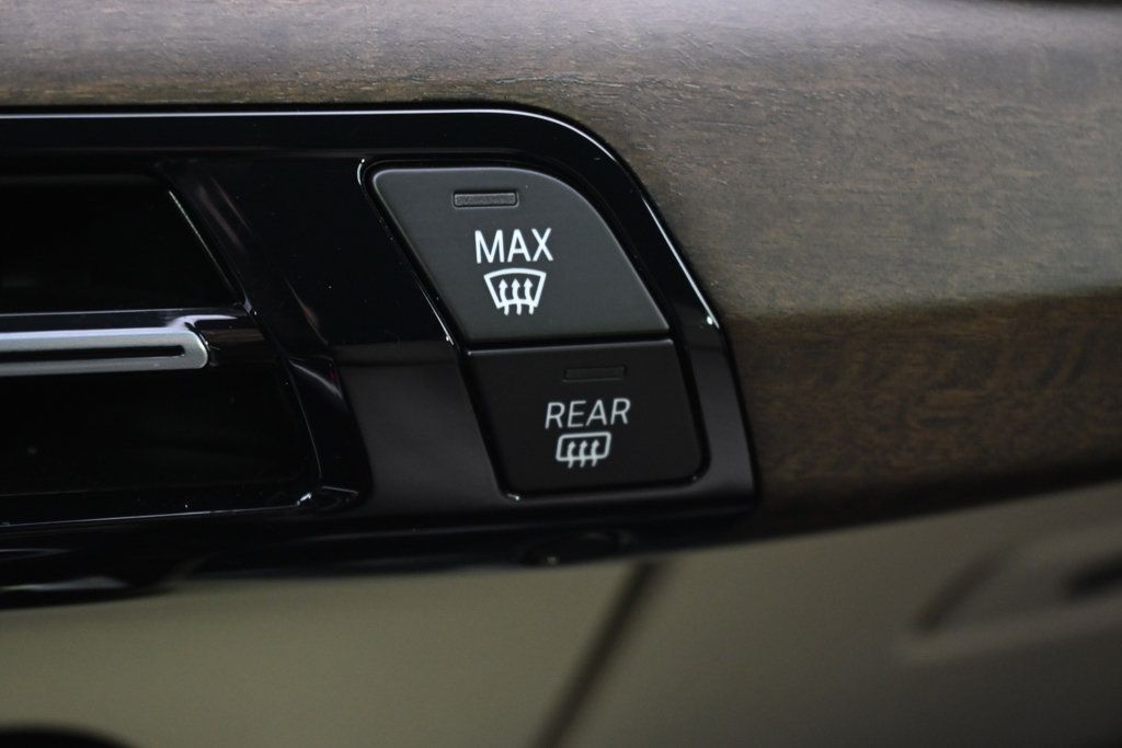 Used 2024 BMW X1 xDrive28i w/ Convenience Package AWD/4WD image 32