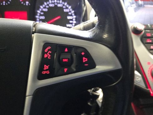 Used 2011 GMC Terrain SLT image 25