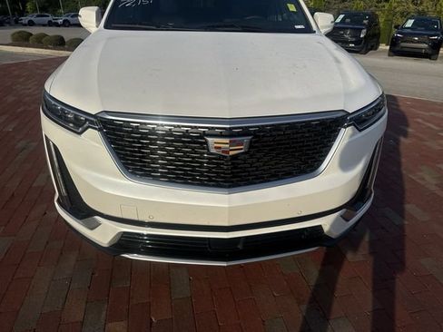 Used 2020 Cadillac XT6 Premium Luxury FWD image 22