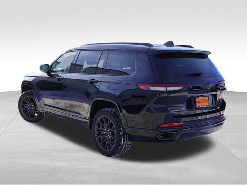 Certified 2024 Jeep Grand Cherokee L Summit w/ High Altitude Package image 8