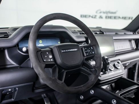 Used 2024 Land Rover Defender 90 Carpathian Edition image 20
