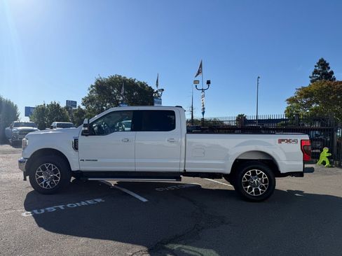 Used 2020 Ford F350 Lariat w/ Lariat Ultimate Package AWD/4WD image 2