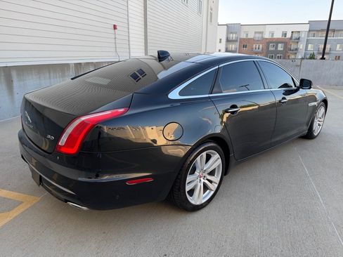 Used 2018 Jaguar XJ L Portfolio RWD image 3