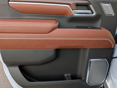 New 2026 GMC Sierra 3500 Denali Ultimate AWD/4WD image 33