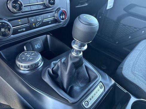 New 2025 Ford Bronco 4-Door w/ Sasquatch Package image 19