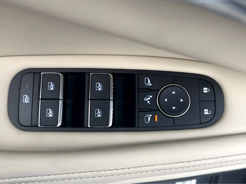 Certified 2025 INFINITI QX60 Pure image 19