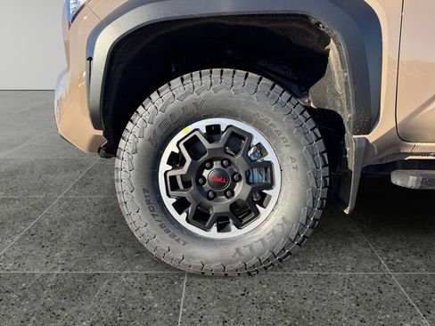 New 2026 Toyota Tacoma TRD Off-Road image 9