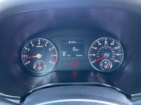 Used 2021 Kia Telluride EX image 9