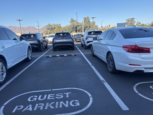 Used 2018 BMW 540i RWD image 5