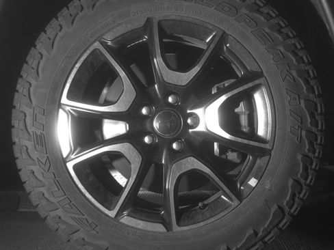 Used 2025 Jeep Compass Trailhawk AWD/4WD image 13