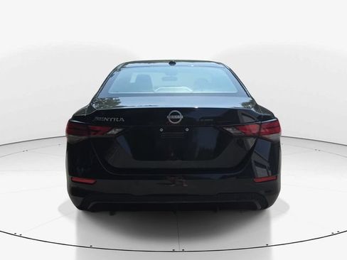 Used 2025 Nissan Sentra SV FWD image 7