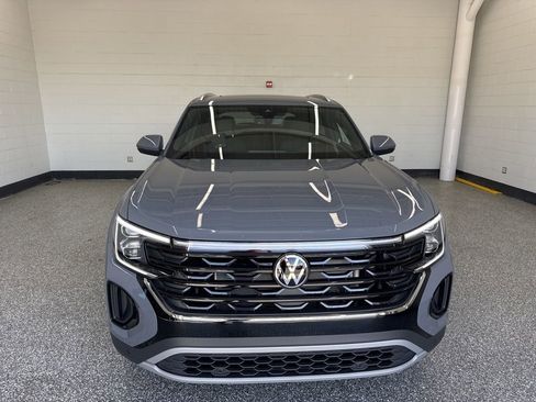 New 2026 Volkswagen Atlas Cross Sport SE AWD/4WD image 8