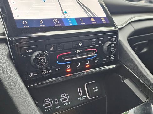 Used 2024 Jeep Grand Cherokee Limited 4xe image 25