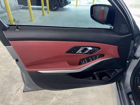 Used 2024 BMW 330i Sedan w/ M Sport Package RWD image 16