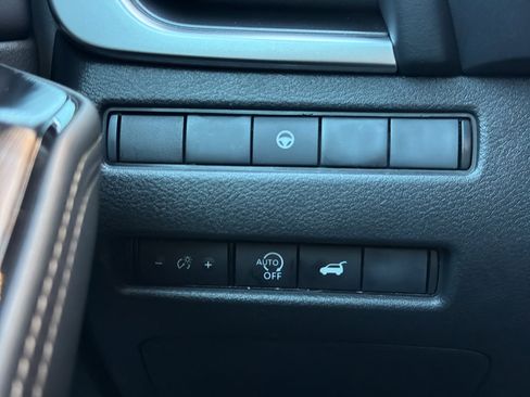 New 2026 Nissan Rogue SV image 20