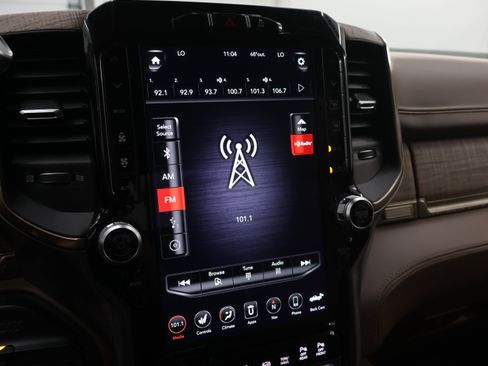 Used 2019 RAM 2500 Limited AWD/4WD image 52