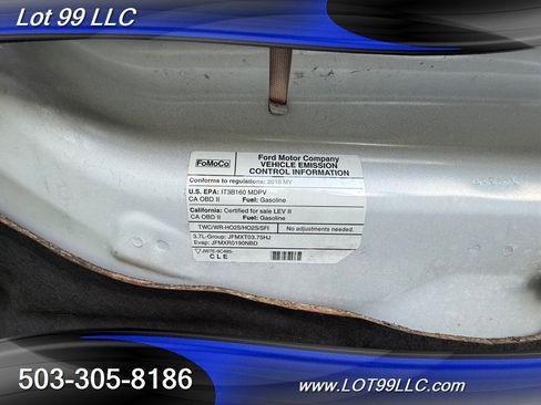 Used 2018 Ford Transit 150 XL image 57