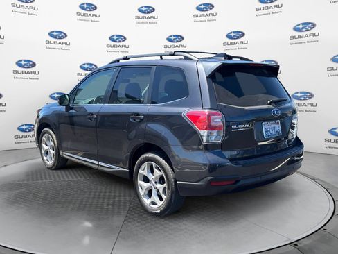 Used 2018 Subaru Forester 2.5i Touring w/ Popular Package #2 AWD/4WD image 4