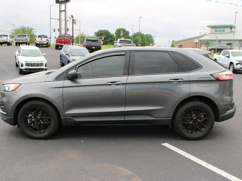 Used 2022 Ford Edge SE AWD/4WD image 5